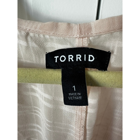 Torrid Pink Plaid Open Front Kimono 1X - Picture 3 of 4